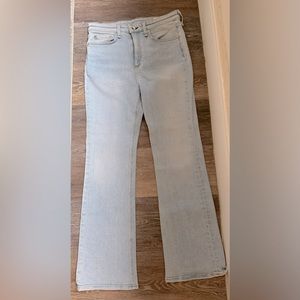 Rag & bone light wash Nina high rise flare jeans, size 29.  Never worn.